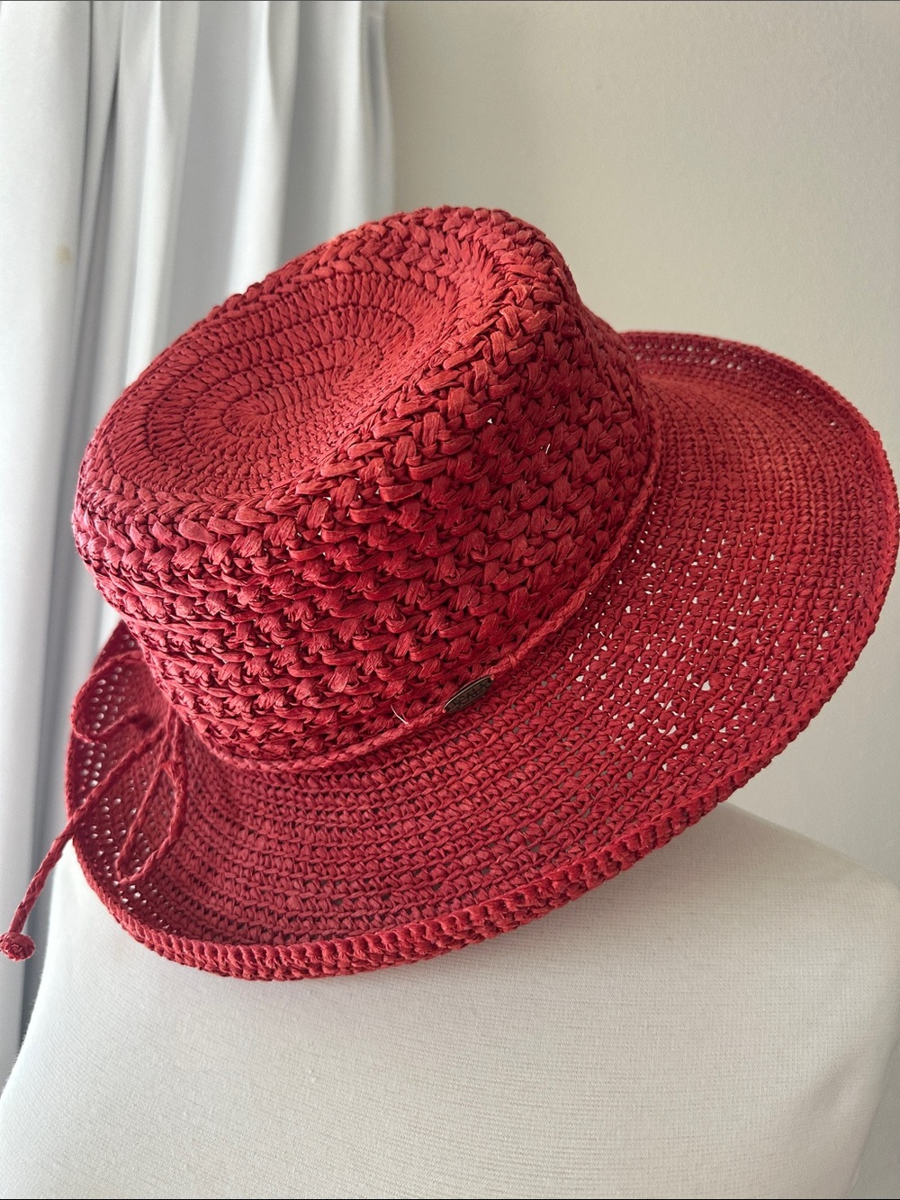 Scala Red Hat - Picture 4 of 5